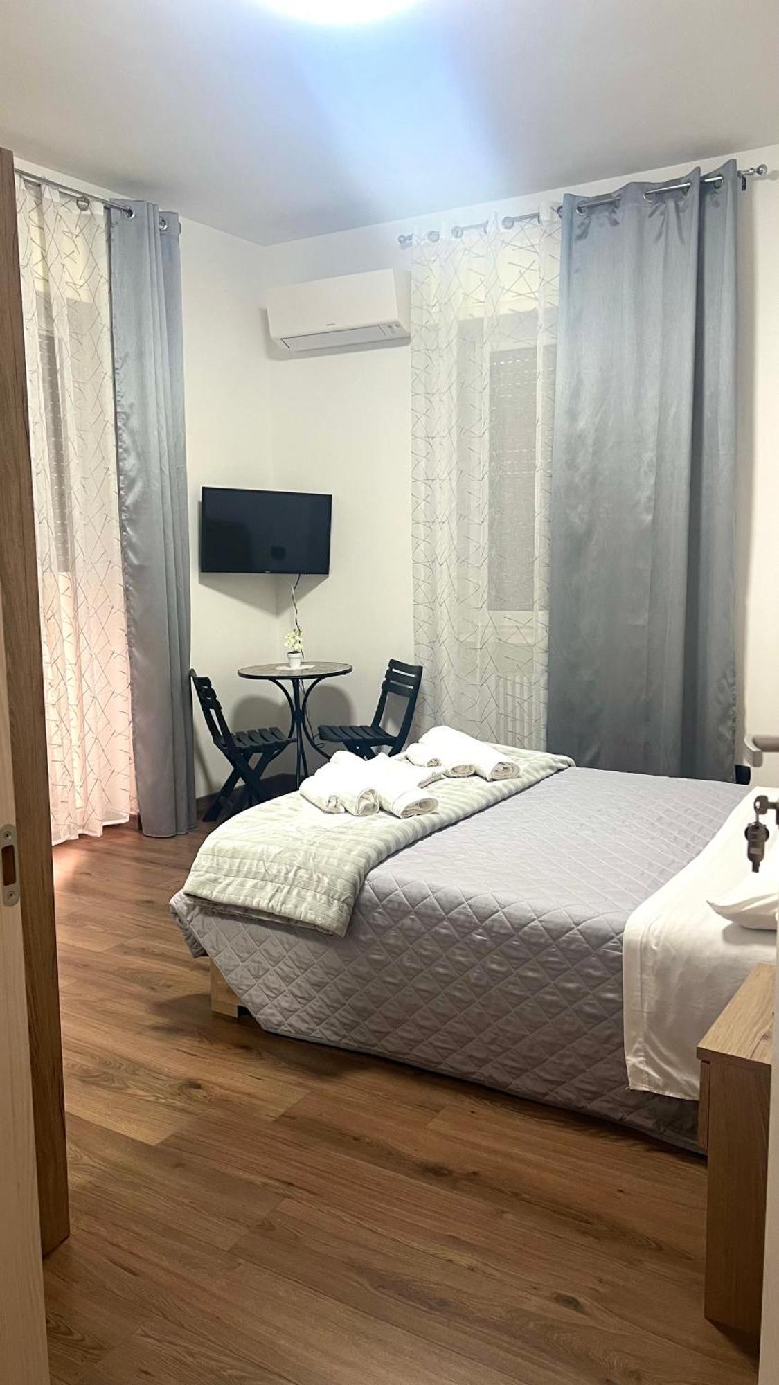 Juliet N - Rental Rooms Verona Bagian luar foto